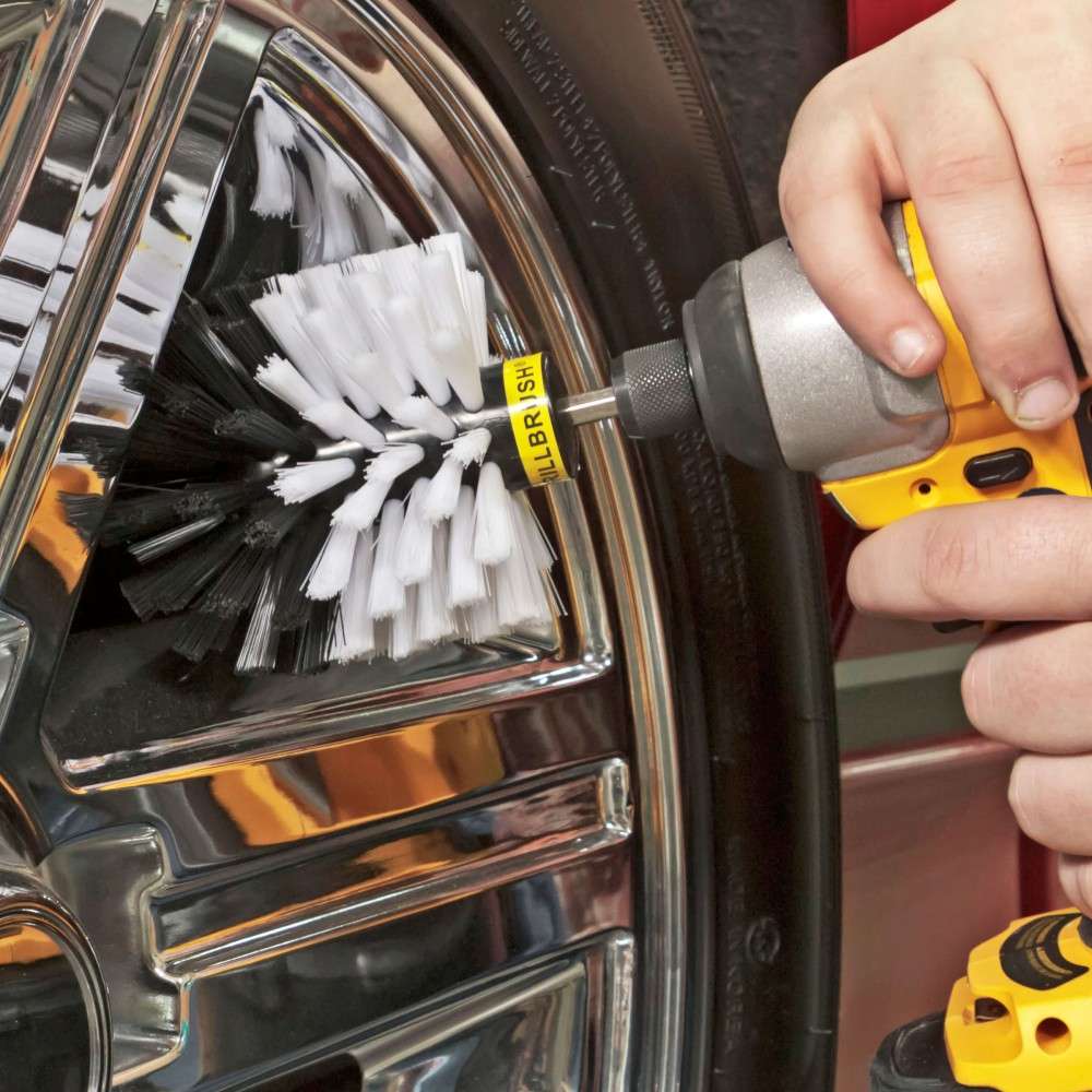 Auto detailing brush