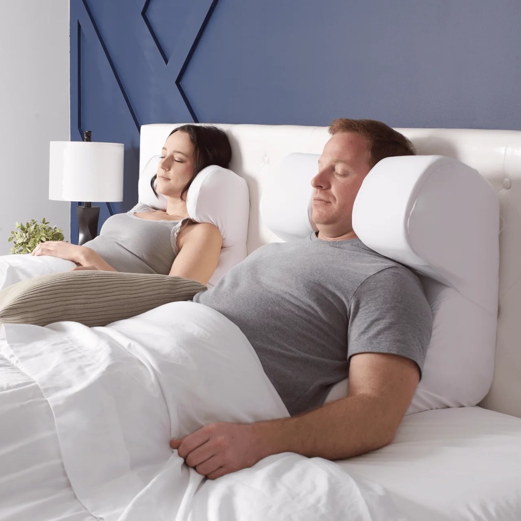 The snorinator pillow 